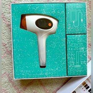At-home IPL Laser Hair Remover